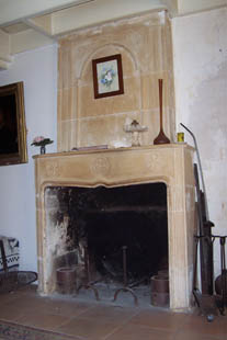 Chemin&eacute;e